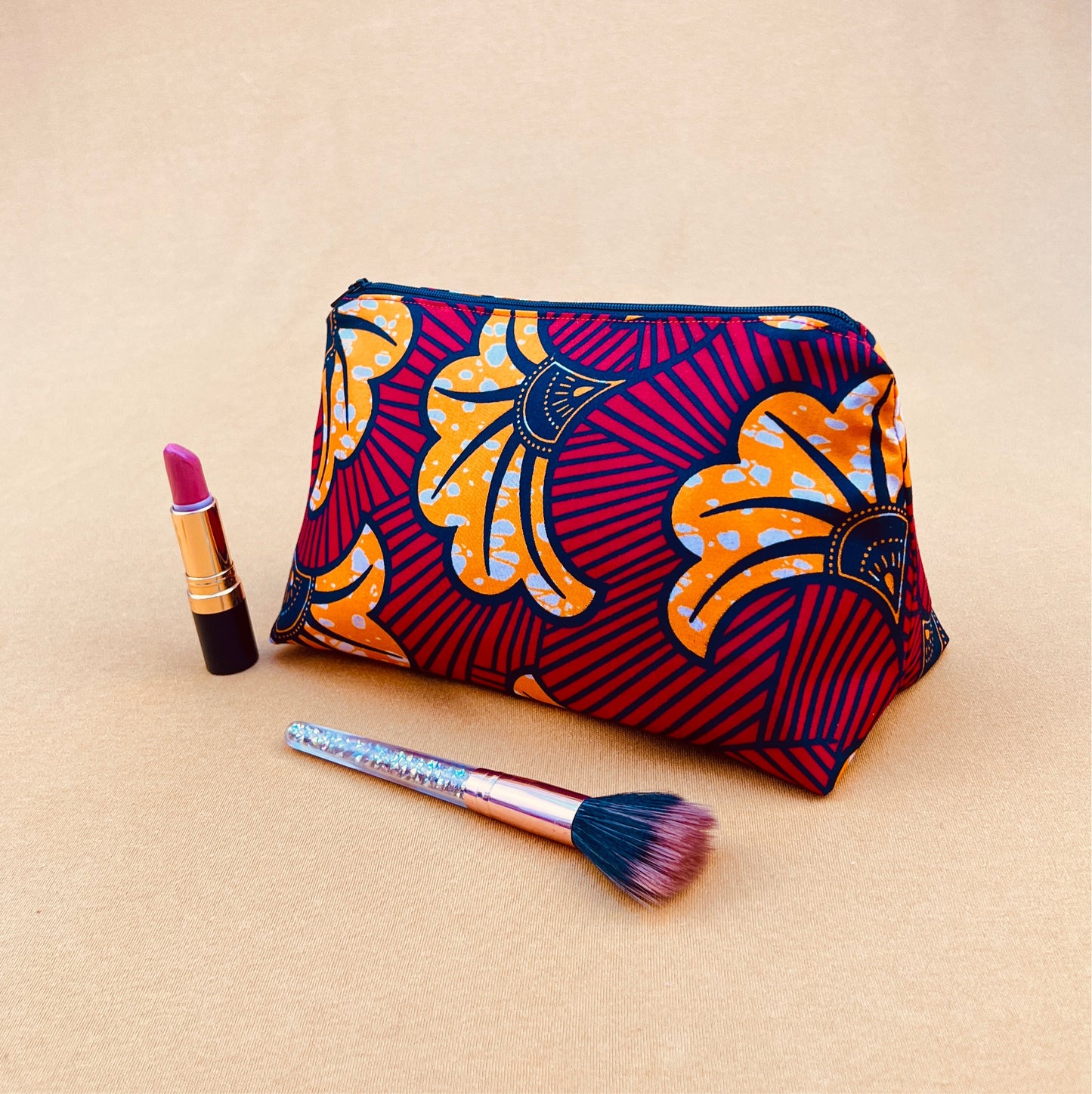 Red cosmetic bag / wash bag (triangular)