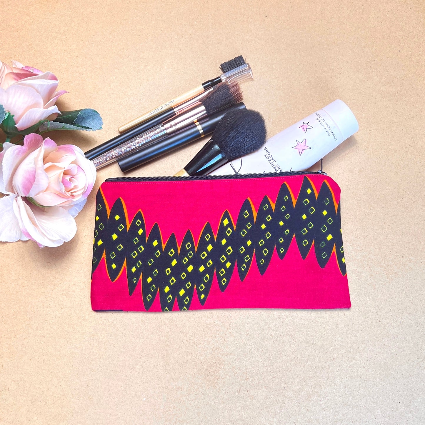 Fuchsia pouch / purse / pencil case